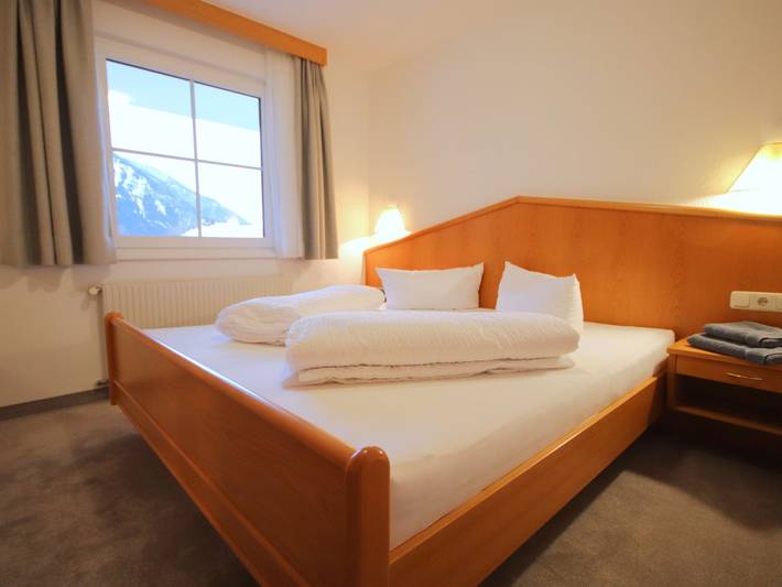 Ferienwohnung für 5 Personen, mit Terrasse und Garten in Kappl - 2