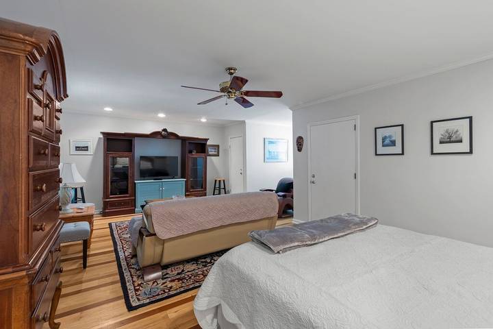 Vacation house for 10 people, with yard in Lake Norman