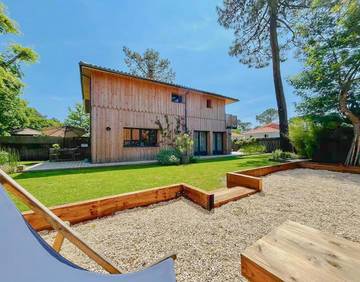 Chalet pour 12 personnes, avec terrasse et jardin au Cap Ferret