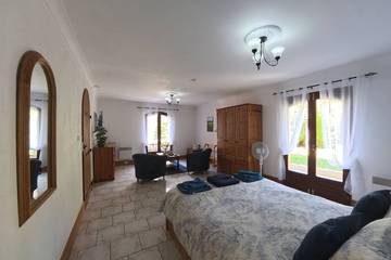 Villa pour 6 Personnes dans Serdinya, Pyrénées, Photo 2