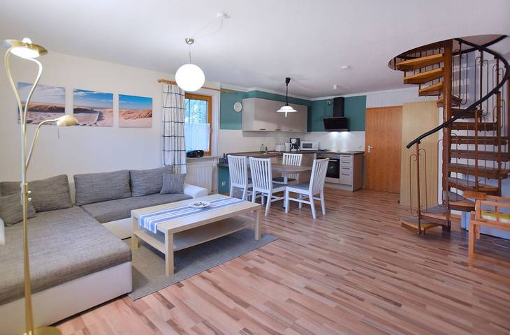 Ferienhaus für 4 Personen, mit Terrasse und Garten in Prerow - 3