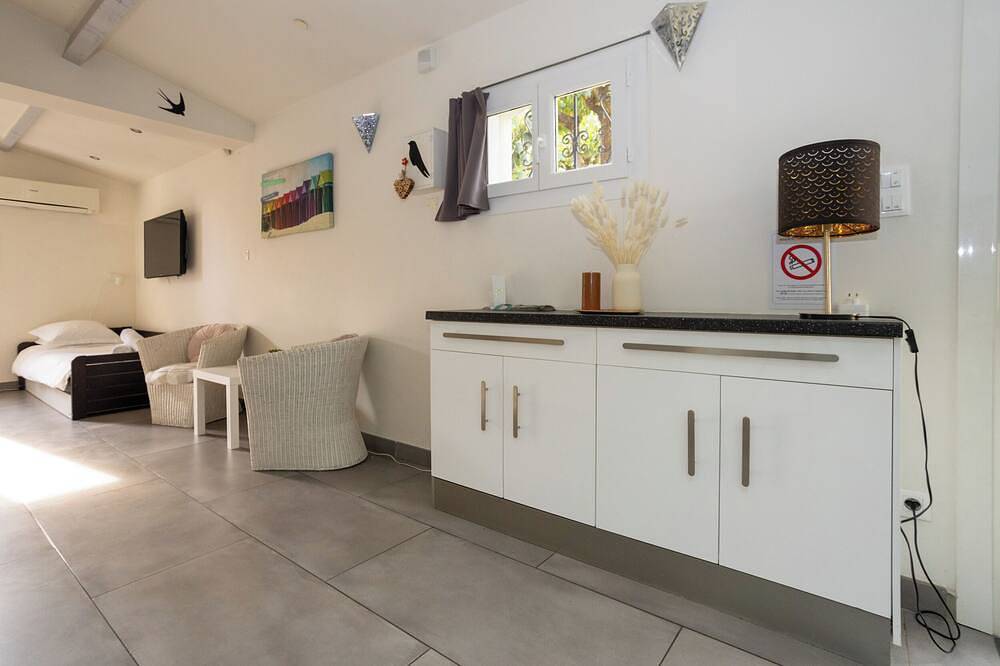 Petite villa en Provence dans un cadre idyllique. Calme assuré même en ville in Marseille, Région de Marseille