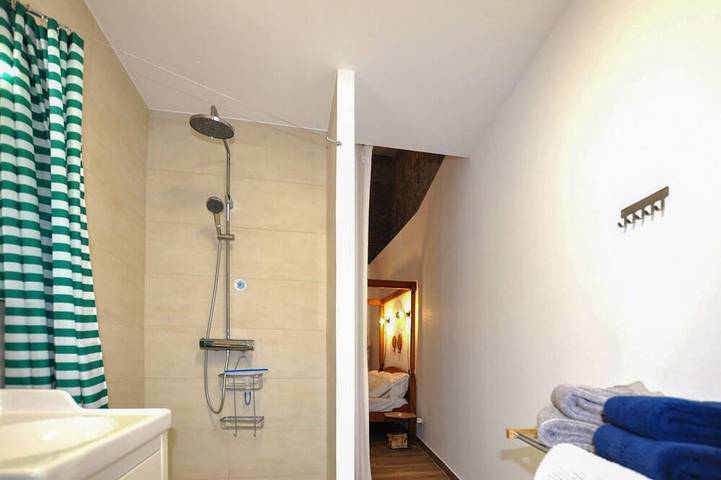 Location de vacances pour 2 personnes, avec piscine et terrasse à Taulis - 4