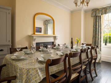 Holiday Rental for 16 People in Llanrwst, Conwy region, Photo 1