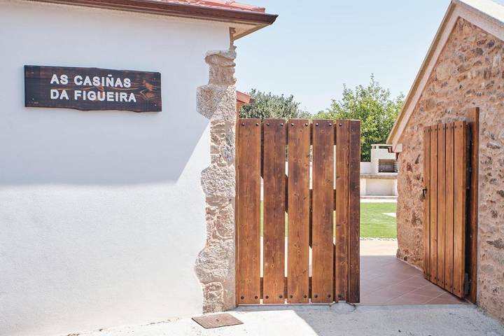 Albergue para 2 personas, con terraza además de piscina y jardín en Barbanza - 2