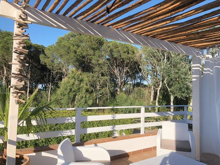 Location de vacances pour 6 personnes, avec piscine ainsi que jardin et vue dans Sant Martí d'Empúries