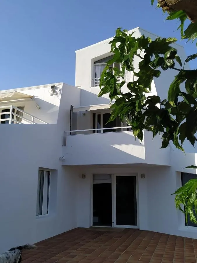 Apartamento de vacaciones para 4 personas, con piscina además de vistas y jardín - 1