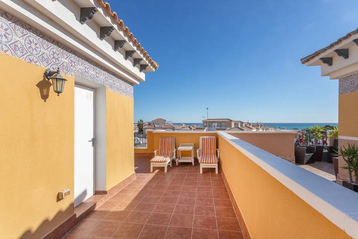 Ferienhaus für 6 Personen, mit Balkon und Garten in Torrevieja - 3