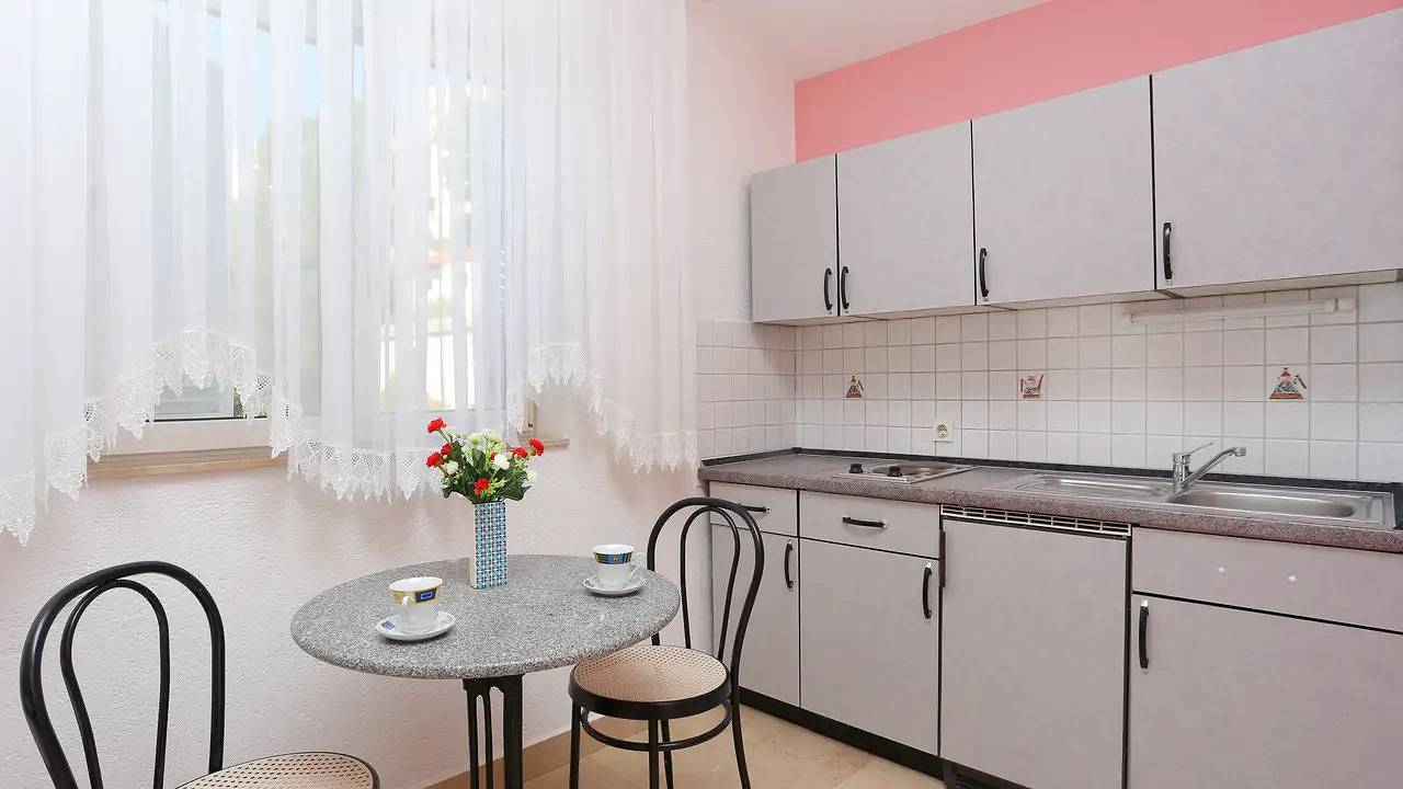 Gehele studio, Studio für 3 Personen (22 m²) in Marušići in Marusici, Omiš-Riviera