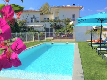 Gîte pour 5 personnes, avec terrasse et piscine à Penta-di-Casinca