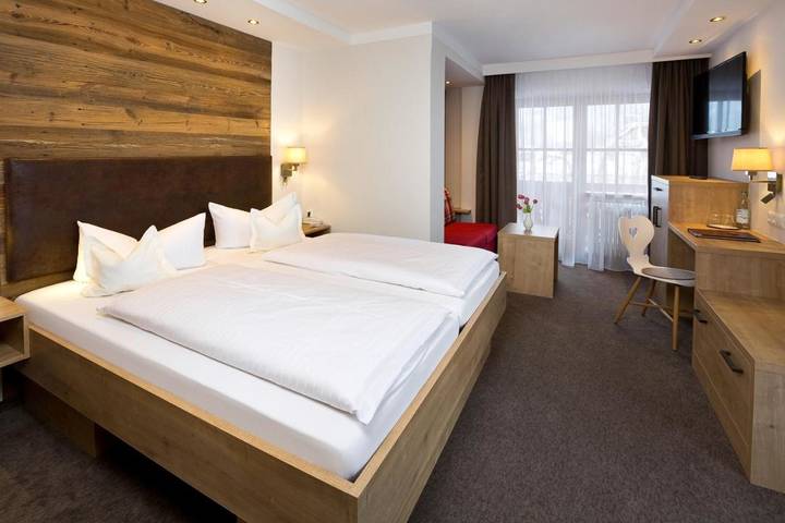 Hotel für 3 Personen, mit Ausblick und Garten sowie Sauna bei Neuschwanstein - 2