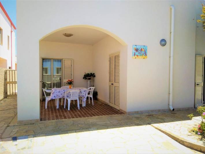 Gîte pour 8 personnes, avec jardin, adapté aux familles à Punta Secca - 4