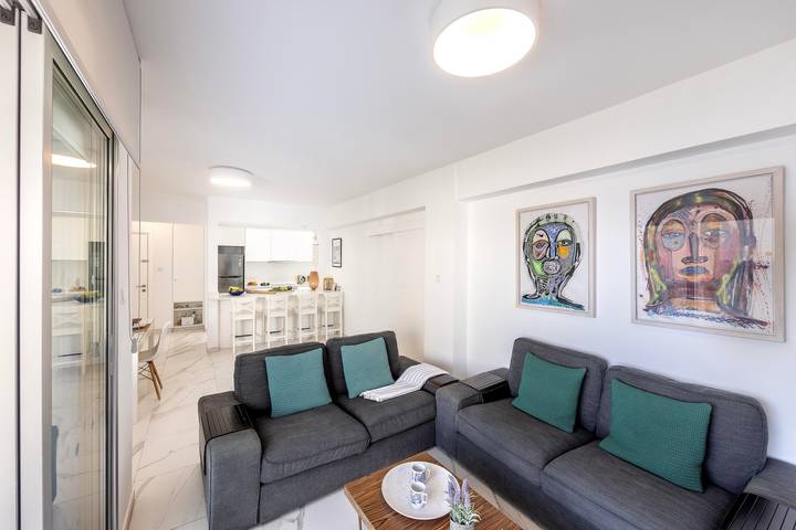 Appartement entier, Mackenzie Leo Seafront Suite in Mackenzie Beach, District de Larnaca