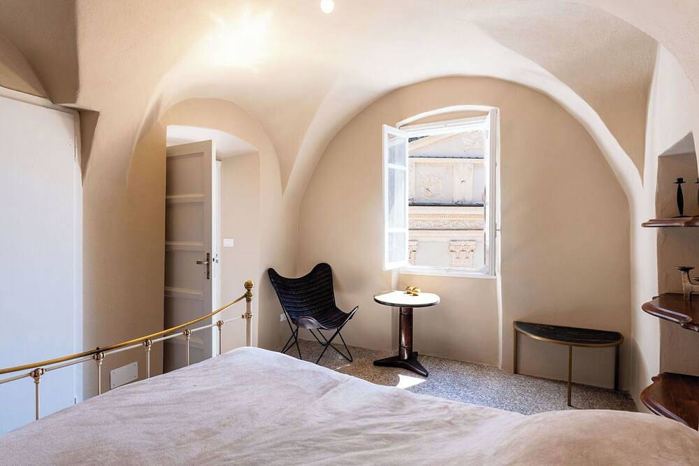 Appartement entier, Joli appartement pour 4 personnes avec climatisation, balcon et animaux admis in Airole, Alpes liguriennes
