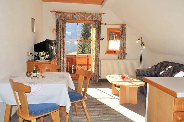 Ferienwohnung für 4 Personen, mit Balkon - 1