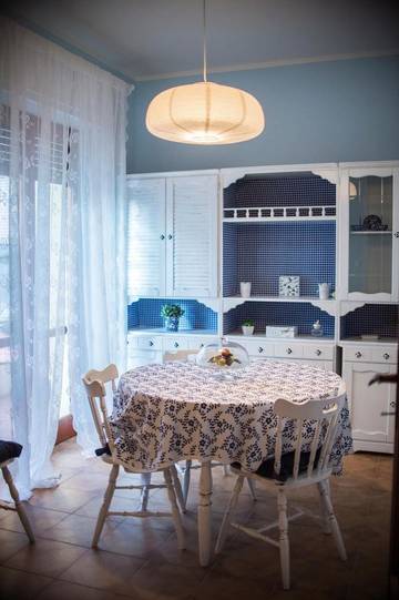 Location de vacances pour 10 personnes, avec vue et jardin à Penne