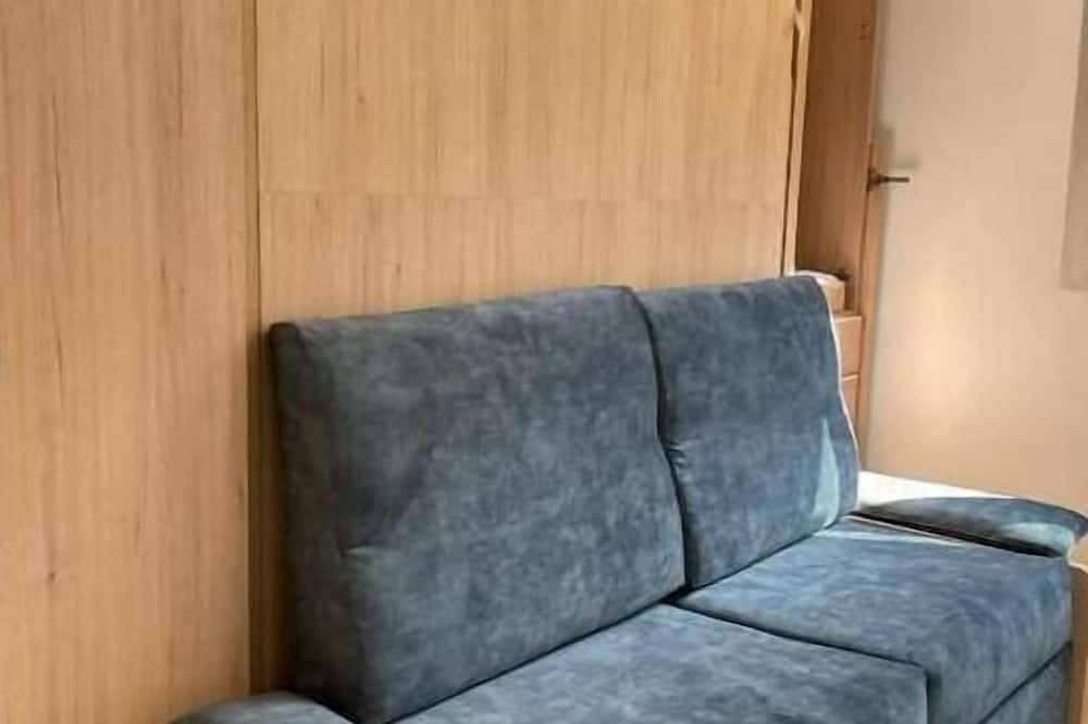 Entire apartment, Studio Cosy Très Proche de Paris, 3 min de la Gare in Colombes, Hauts-de-Seine