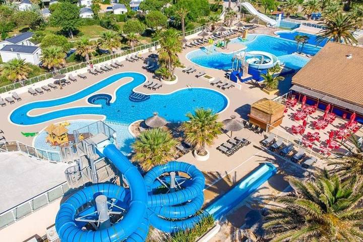 Camping pour 6 personnes, avec jardin ainsi que piscine et sauna à Torreilles - 3