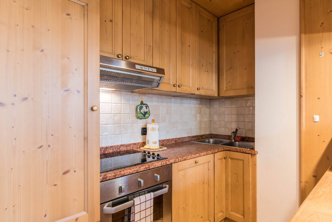 Entire apartment, Rural Apartment "Maso Margherita - Cort" with Garden and Wi-Fi in Almazzago, Adamello-Presanella Alps