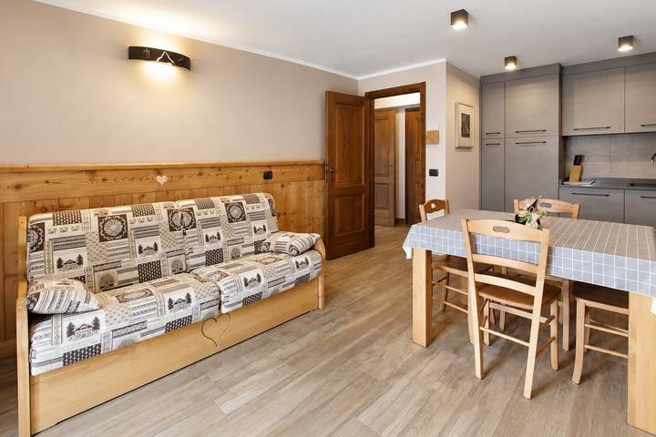 Hel lejlighed, Holiday Apartment '4061 Maison Gerard Torre del Gran San Pietro' in Lillaz (Cogne), Cogne