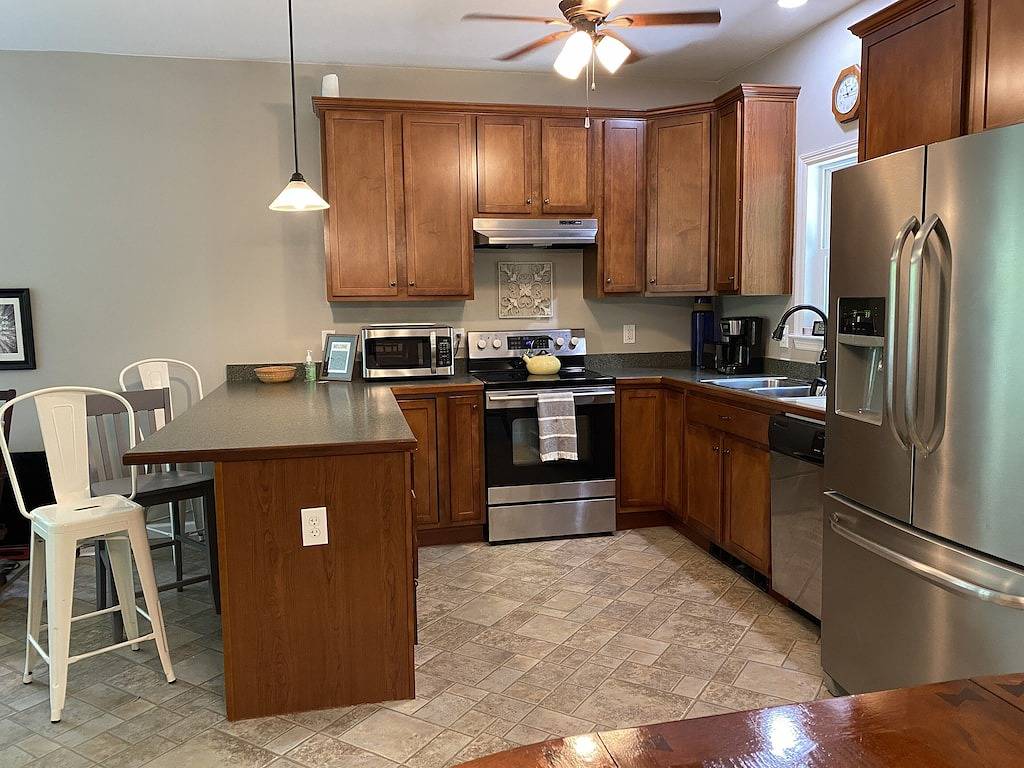 Hidden Retreat Close to Hiking-Biking-Fishing in McDowell County