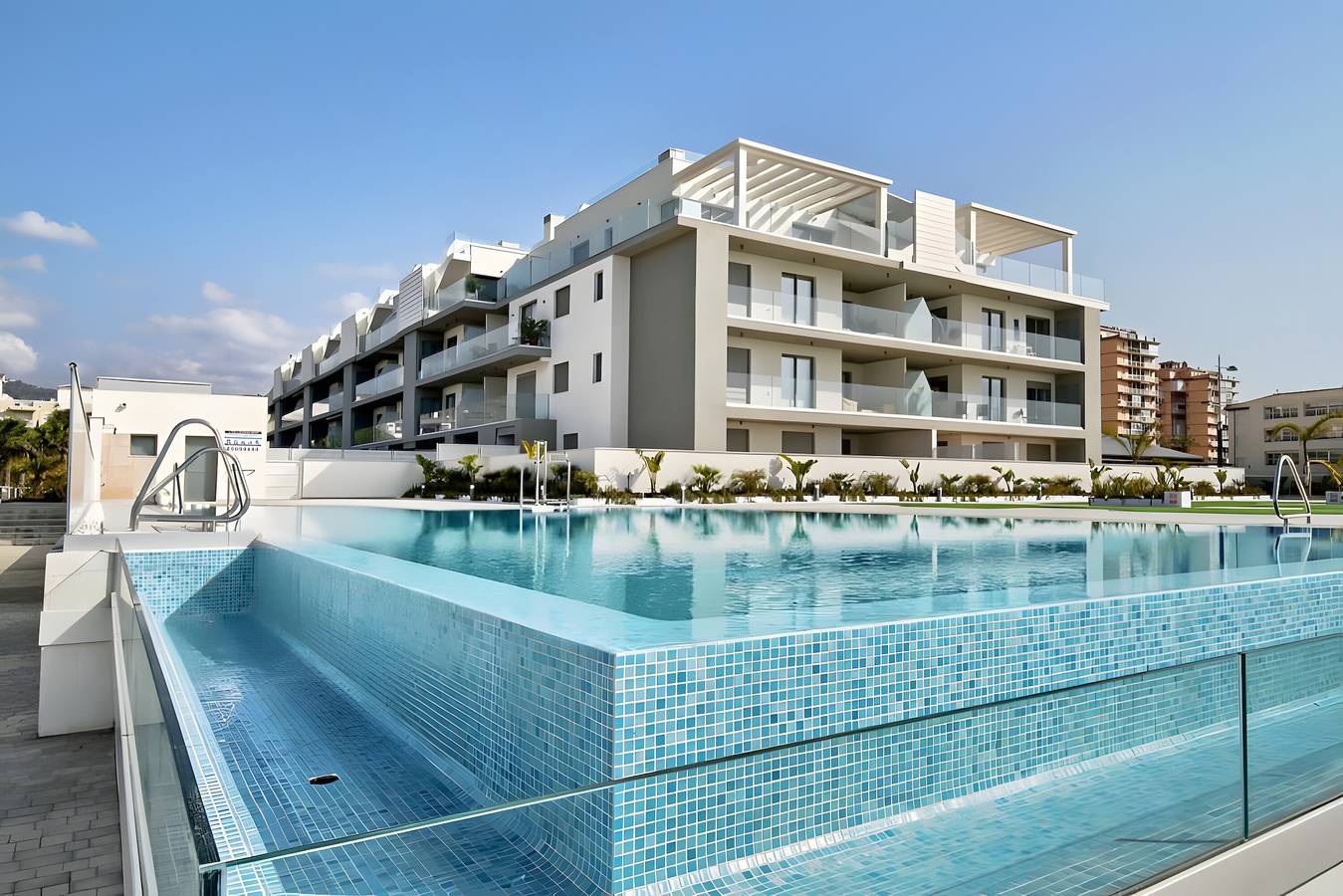 Entire apartment, Apartment 'Sunset Panorama' with Sea View, Wi-Fi and Air Conditioning in Torrox Costa, Torrox