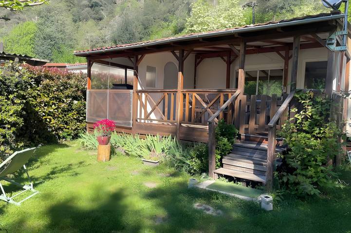 Bungalow pour 5 personnes, avec jardin et bassin pour enfant, animaux acceptés