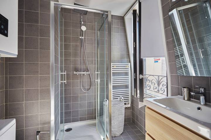Apartamento entero, New apartment Boulogne facing  "Les passages" in Boulogne-Billancourt, Altos del Sena