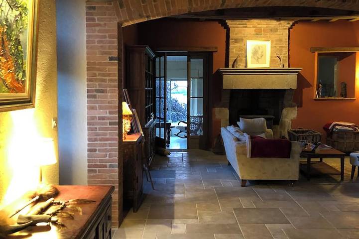 Location de vacances pour 10 personnes, avec Jacuzzi dans Le Puy-Saint-Bonnet - 2