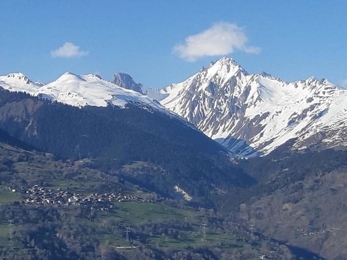 Chambre d’hôte pour 2 personnes, avec Terrasse ainsi que Jardin et Vue en Savoie - 2
