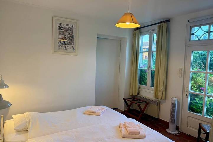 Charming gîte with swimming pool in park approved as a remarkable garden in Nettancourt, Bar-le-Duc Region