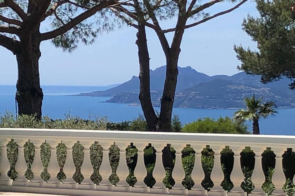 Villa pour 8 Personnes dans Vallauris, Région de Cannes