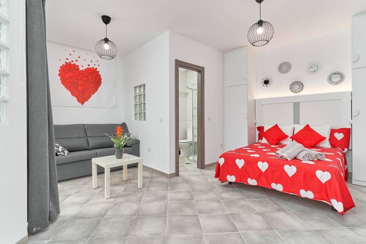 Estudio entero, Apartamento estudio "Nerja Boutique Sweet Corner B3" con piscina compartida y Wi-Fi in Nerja Centre, Nerja