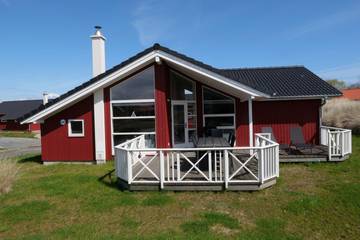 Ferienhaus für 8 Personen, mit Whirlpool und Terrasse sowie Sauna, mit Haustier in Großenbrode