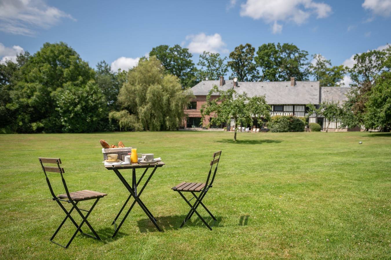 Manoir de la campagne - La Chambre in Yébleron, Région du Havre