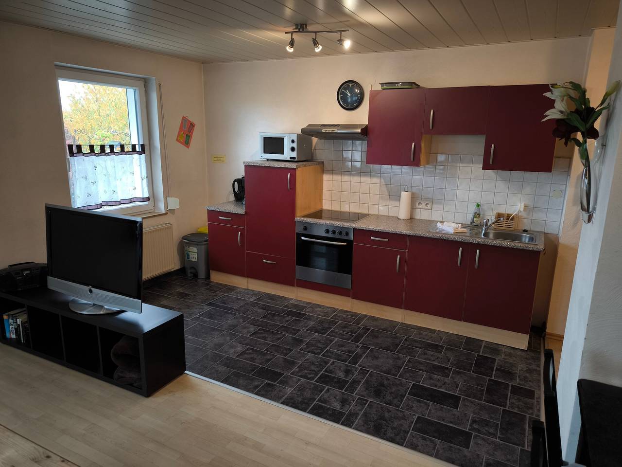 Ganze Wohnung, Apartment Nr. 1 mit Terrasse in Attendorn, Biggesee