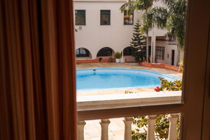 Hôtel pour 3 personnes, avec piscine et bassin pour enfant ainsi que jardin et vue à Río Grande (fleuve) - 4