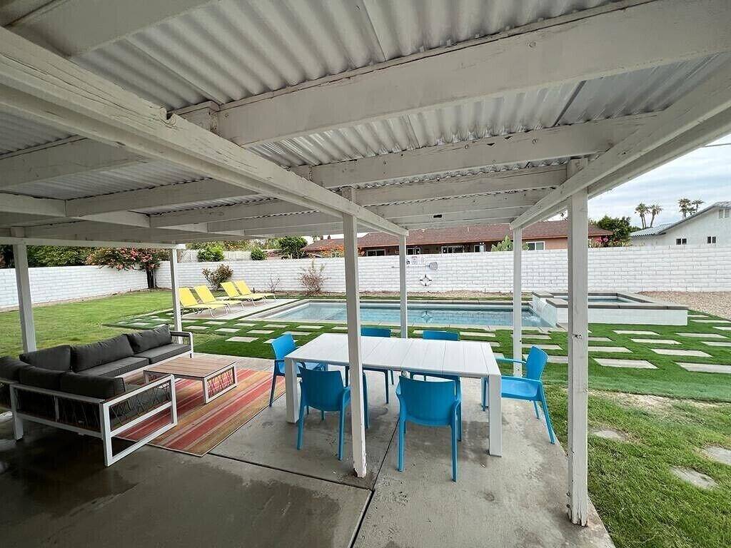 Casa Feliz- Zen Getaway with Saltwater Pool & Spa in Palm Springs, Coachella Valley