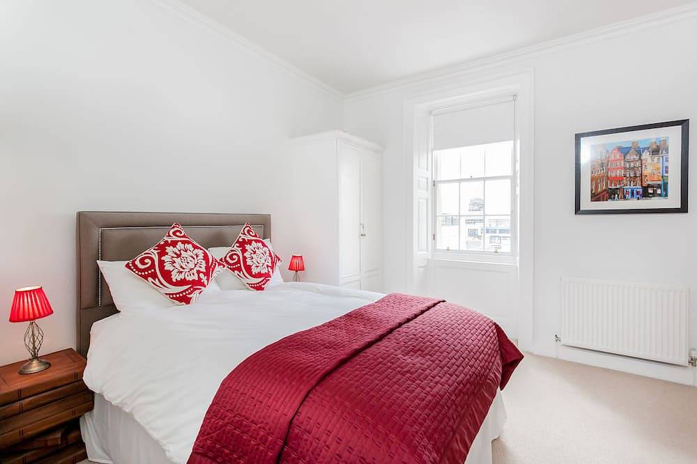 Entire apartment, Cosy Clean Royal Mile flat near Edinburgh Castle in Edinburgh, Edinburgh and Lothian