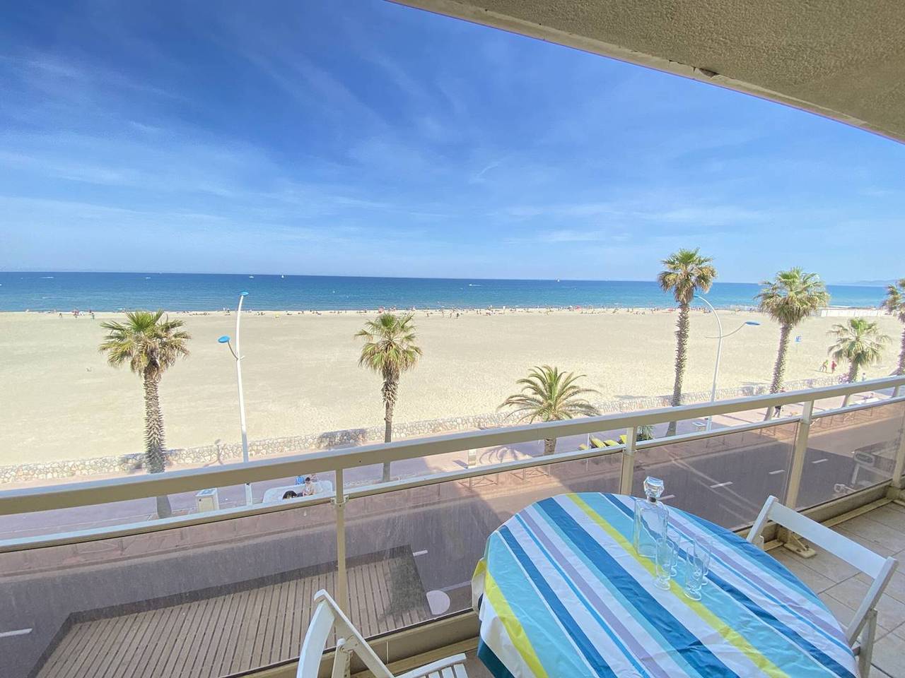 Appartement entier, Grand 2 pièces avec terrasse face à la mer à Canet-en-Roussillon in Canet-en-Roussillon, Côte d'Améthyste