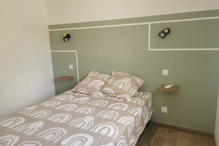 Location de vacances pour 10 personnes, avec jacuzzi à Saint-Esteben - 2