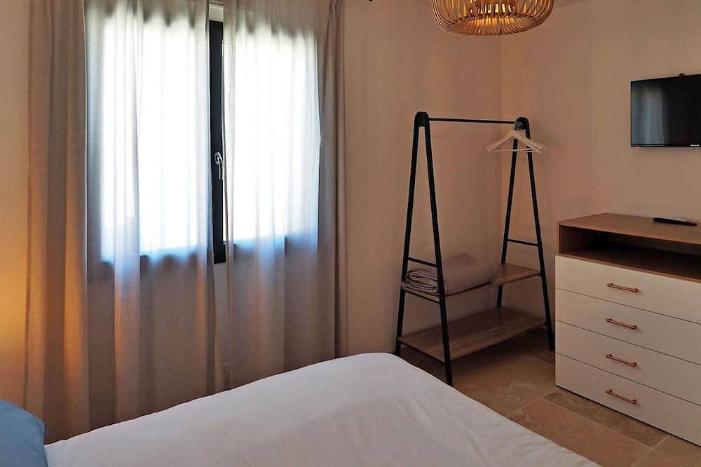 Amazing home in Maillane in Maillane, Arles region