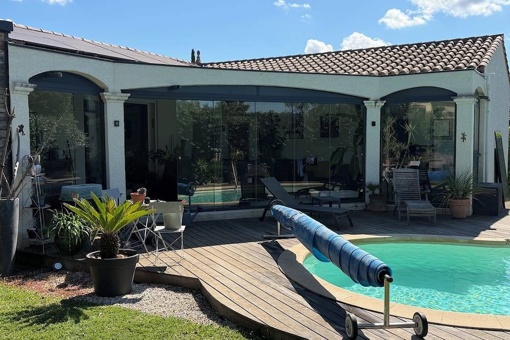 Maison/Villa 6 à 8 personnes Clim. piscine, jeux, sports et nature in Aniane, Région de Lodève
