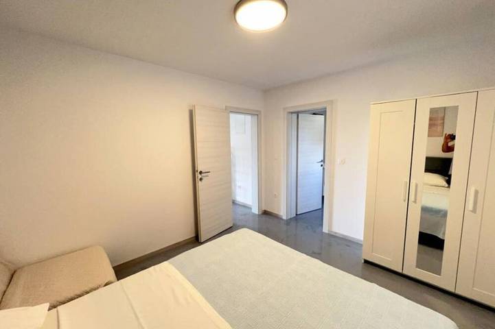 Ganze Wohnung, One bedroom apartment with sea view (1) in Dubrovnik-Neretva