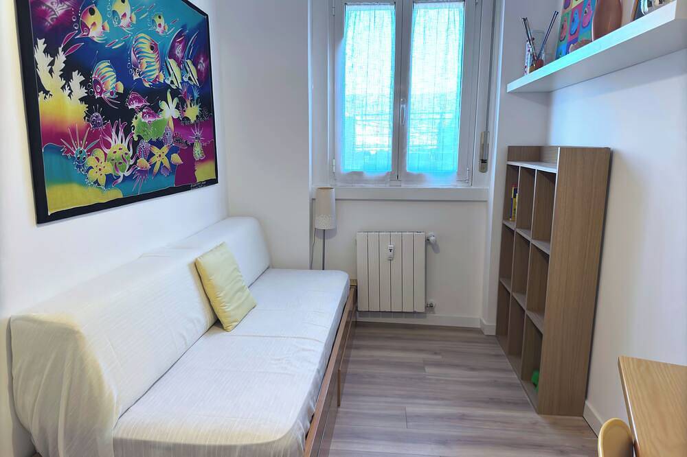 Apartamento entero, Close to downtown Apartment for couples, families and business trips in Trieste, Carso