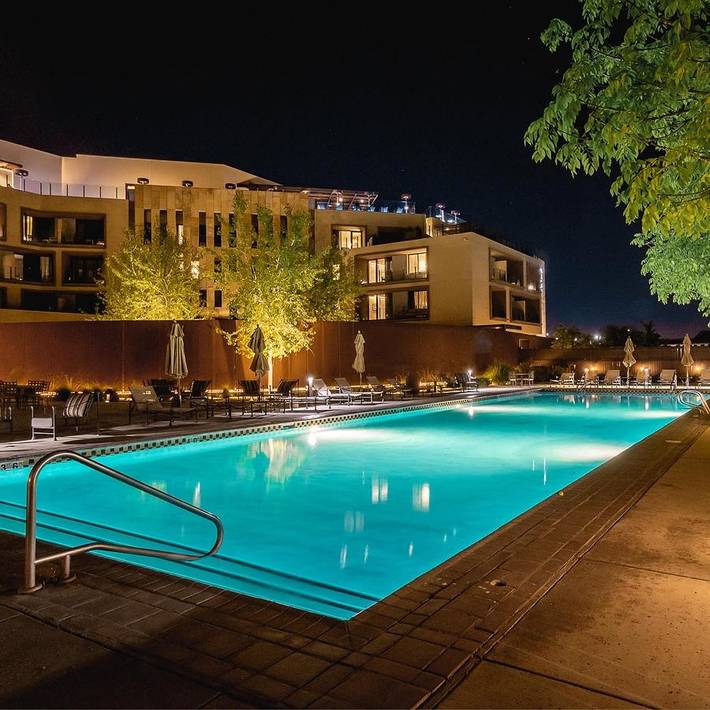 Apartamento para 4 personas, con piscina y jardín en Albuquerque