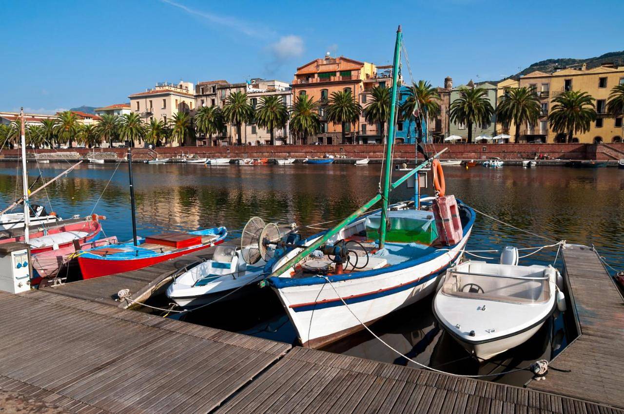 Budget Double Room in Bosa, Planargia