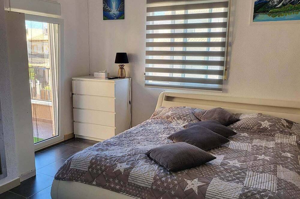 House close to Playa flamenca and La Zenia in La Zenia Centre, Orihuela