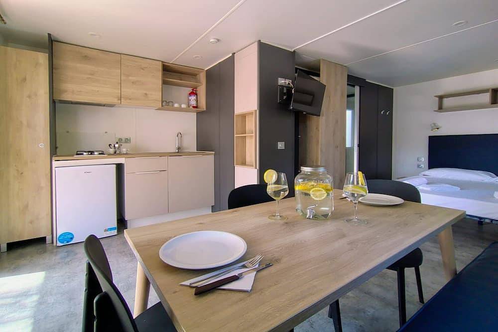 Gemütliches Mobile Home in Cesenatico in Cesenatico, Forlì-Cesena Provinz