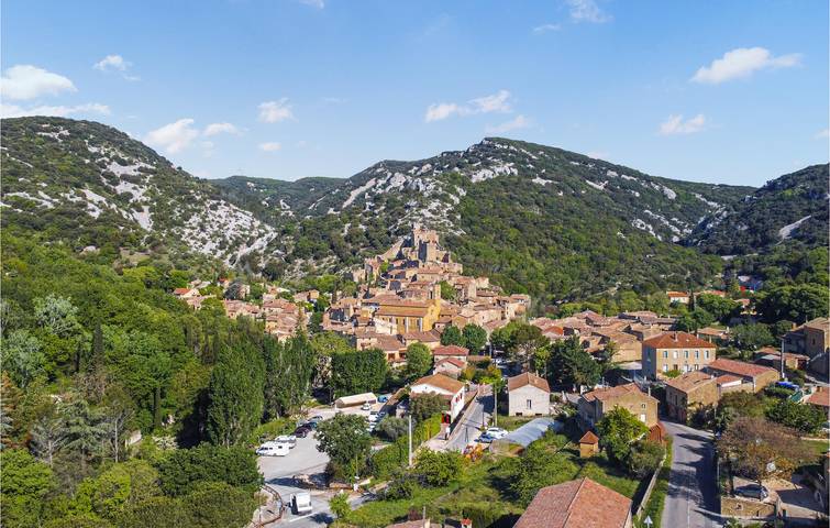 Location de vacances pour 12 personnes, avec jardin ainsi que piscine et terrasse à Saint-Montan - 3